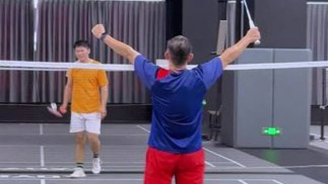 红裤子邪修#羽毛球 #邪修 #羽毛球单打 #假动作