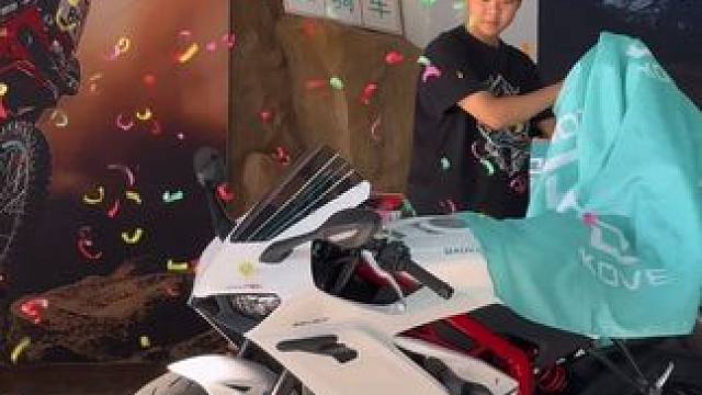 #凯越450RR曼岛#凯越机车  活动真实有效 还在犹豫的小伙伴还在等什么  青春没有售价 疯狂就在