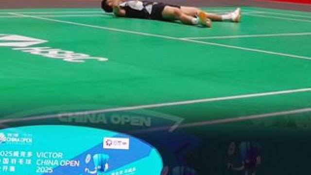 论单打有多累恭喜石宇奇击败周天成晋级中公决赛#羽毛球 #石宇奇 #周天成 #中国羽毛球公开赛