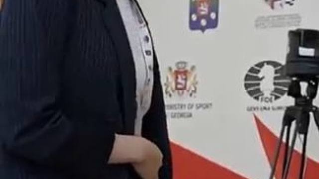 当你看到对手在冥想…我是谁？我在哪里？？#国际象棋