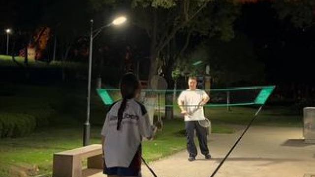 我不停感叹时间流逝太快 但突然发现我们也一起走过很远的路#羽毛球 #情侣 #离开我的依赖