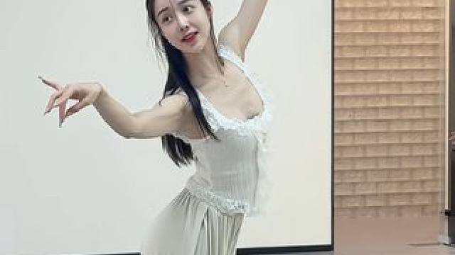 “圆周率没有尽头人们也只记得开头” #舞蹈老师 #舞蹈生 #舞蹈日常 #成人舞蹈 #病态的爱