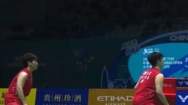 2025中国羽毛球公开赛，女双冠军：刘圣书/谭宁
女双亚军：贾一凡/张殊贤，恭喜#羽毛球比赛 #圣坛