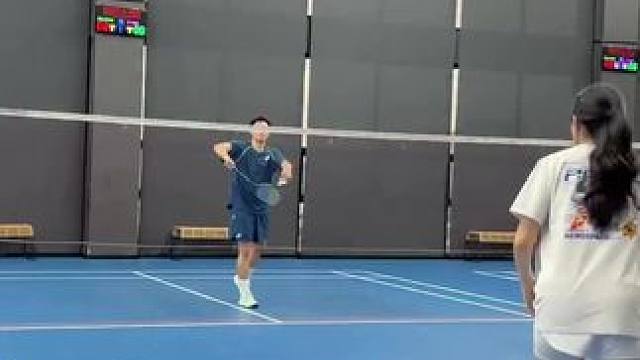 这种朋友还能要吗#羽毛球 #享受羽毛球带来的快乐 #打羽毛球女生 #快乐羽毛球