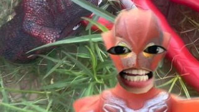 贝利亚又在和怪兽一起欺负格丽乔奥特曼快来一起看看怎么回事#奥特曼 #奥特曼玩具 #儿童玩具