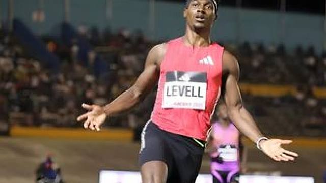 牙买加第8位9秒85成员诞生！莱维尔轰出9秒82，东京接力美国危险了 #田径 #莱维尔 #牙买加