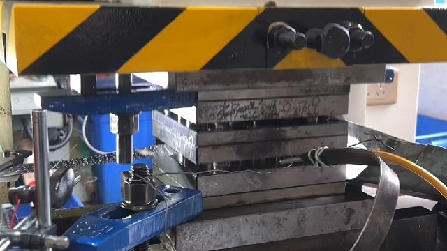 冲压巡检不松懈，品质有保证