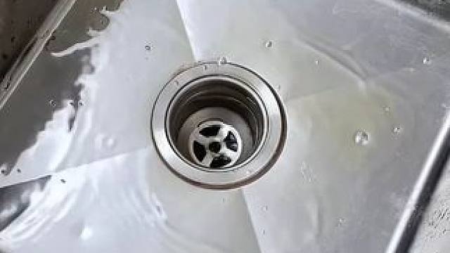 蜗牛自动清洗篮 有了它，以后洗水果可就太方便了，自动洗干净还能自动沥水，#沥水篮  #厨房好物  #