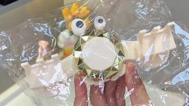 螃蟹牙刷置物架 终于找到这款可爱螃蟹牙刷置物架 ，大容量，杯子倒扣沥水干净清爽#牙刷置物架 #卫生间