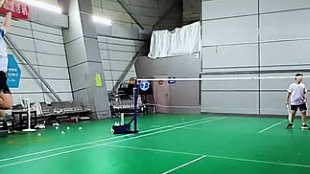 太被动只能出技能了#熏风蚀日max #羽毛球 #瞬移