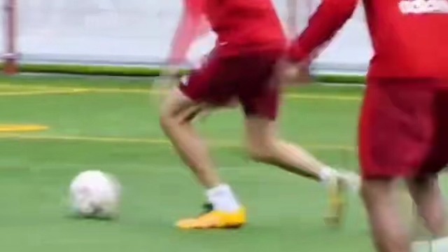 独一无二的开心果，谢谢你曾为我们带来那么多欢笑