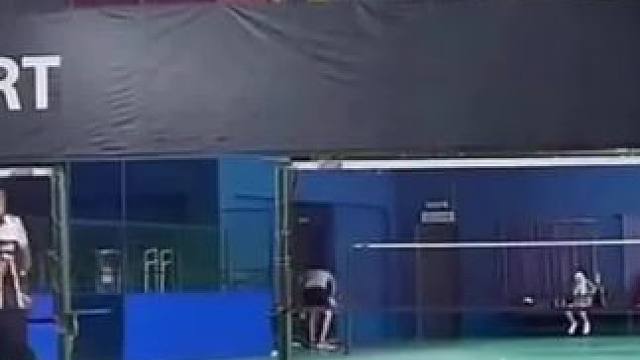 妈妈，我赌对了#羽毛球 #享受羽毛球带来的快乐 #赌神