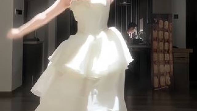 舞台上迷人的光 落在我的肩膀 #向全世界展示中国舞 #古典