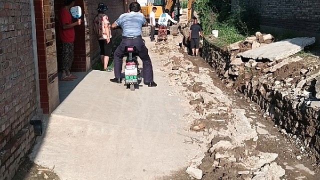 兄弟姐妹们，看看这是干啥了？