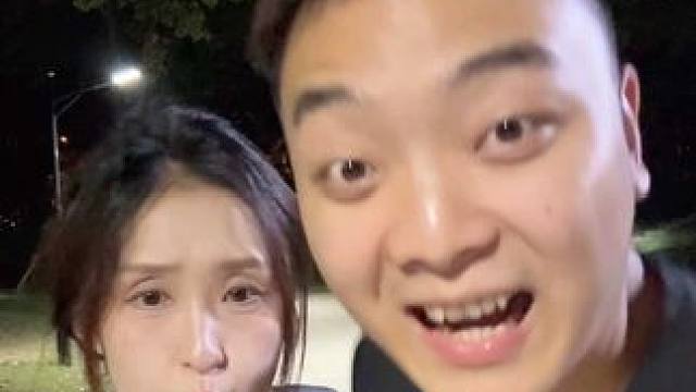 越讨厌跑的越远.#羽毛球 #情侣 #讨厌就跑远挑战