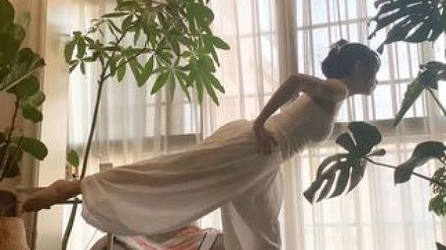 要始终要保留一定范围的自由和孤独，无论是做梦、阅读、运动、听音乐、思考，还是做任何事情。
#瑜伽 #