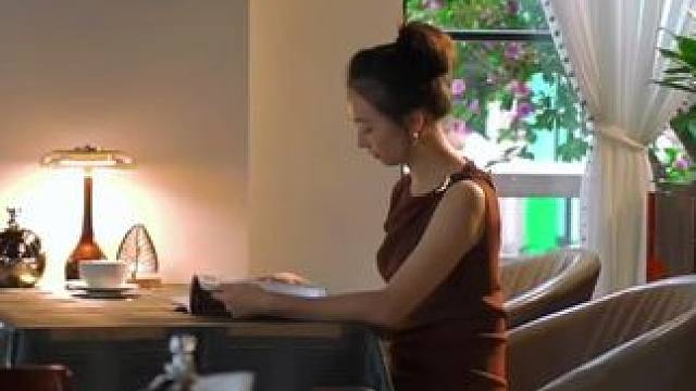 在眉山水街，这家咖啡厅真的是将格调高雅拉满了#咖啡厅 #眉山#眉山晓月摄影 #西餐厅