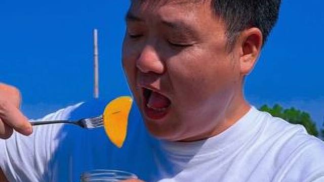 做法简单的黄桃罐头，在家轻松做起来，值得收藏！ #我的乡村生活 #我的农村生活 #人间