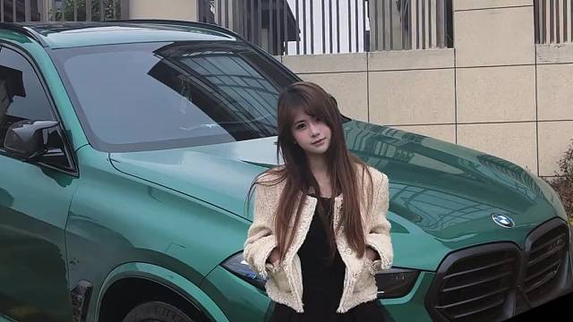 跟女朋友分手了，好伤心，回到家看到老婆突然又开心了