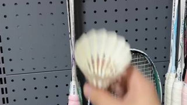 耐打羽毛球推荐！翔燕4号 #羽毛球 #羽毛球推荐#耐打羽毛球