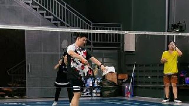 这招你怕不怕#享受羽毛球带来的快乐 #羽毛球 #打羽毛球女生 #羽毛球精彩片段 #快乐羽毛球