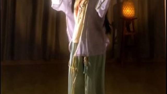 嘿！突然出现！！！ #古典舞 #国风古韵 #舞蹈日常