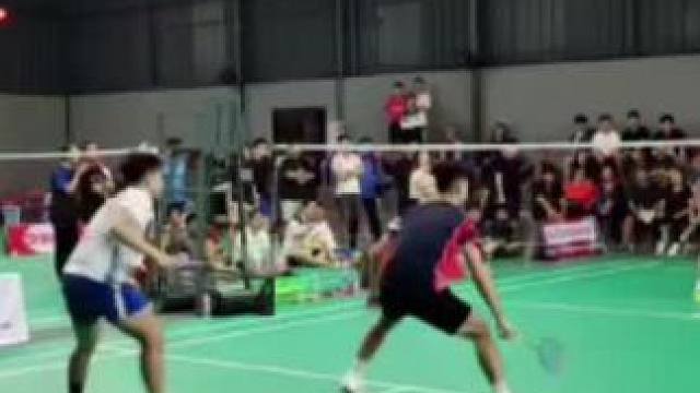 很精彩的一分#羽毛球 #享受羽毛球带来的快乐 #双打