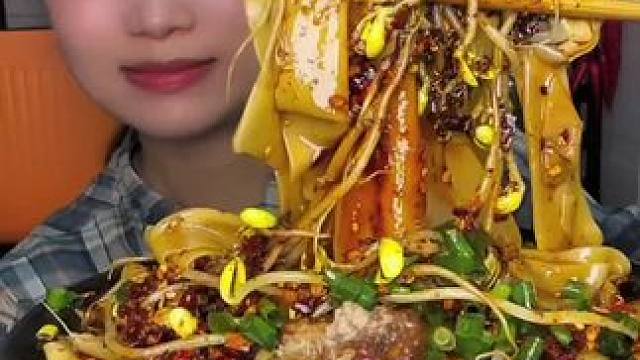 #古蔺大宽面 #裤带面 #裤带面的正确吃法