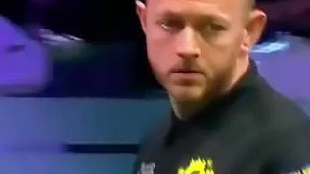 斯诺克激战！卡特逆袭，2-1超前世界冠军塞尔比#上热门 #台球 #斯诺克