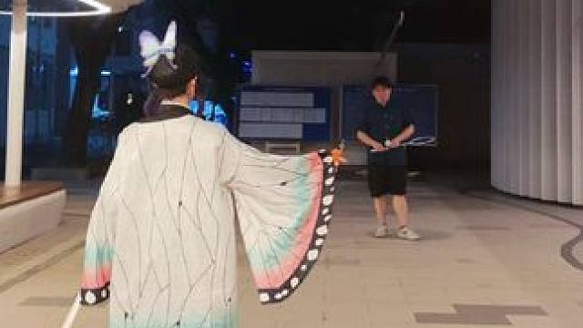 蝴蝶忍的日常精密度训练#羽毛球 #鬼灭之刃 #蝴蝶忍