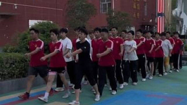 这才是习武之人该有的气质。散打一队， #武术#散打搏击 #习武改变人生