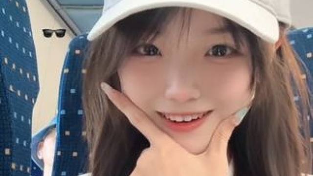 社恐内向腼腆文静小女生~