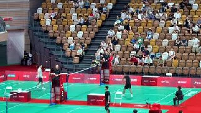 听到全场观众的掌声，说明竭尽全力是值得的#羽毛球 #体育精神 #林丹杯 #桃田贤斗