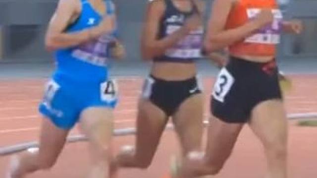 #2025全国田径锦标赛 女子5000米决赛最后一圈拼刺刀，#梁田田 技高一筹15:21.66夺冠，
