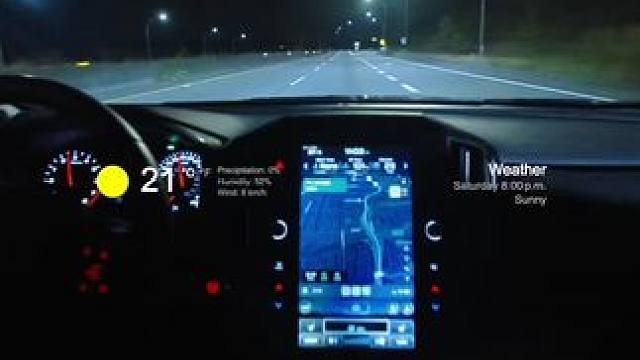 挣很多钱，去很多地方，然后不结婚.