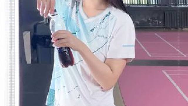 球服分享 #打羽毛球女生 #羽毛球 #上阵羽毛球服 #上阵羽毛球服套装