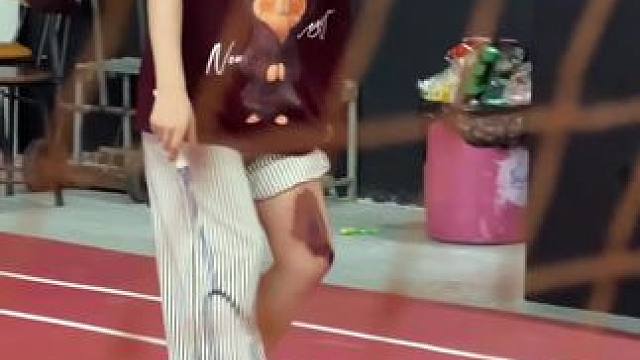 这有多爱#打羽毛球#打羽毛球女生#享受羽毛球带来的快乐