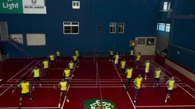 如何让你们学校老师刷到☺️#快乐羽毛球 #享受羽毛球带来的快乐 #羽毛球