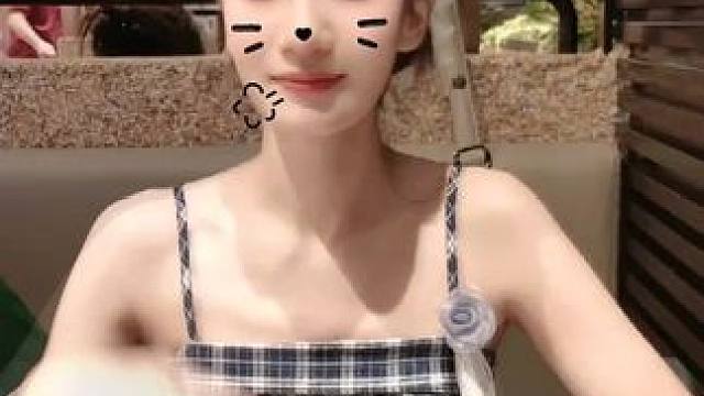 #聚会就该这么玩 #法修散打 
专门等着同学聚会的时候拍