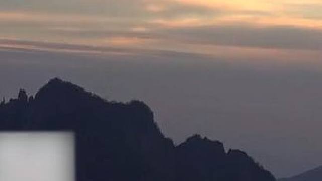 日暮排云亭，山河共长天；光与影的史诗在此谢幕！#黄山旅行 