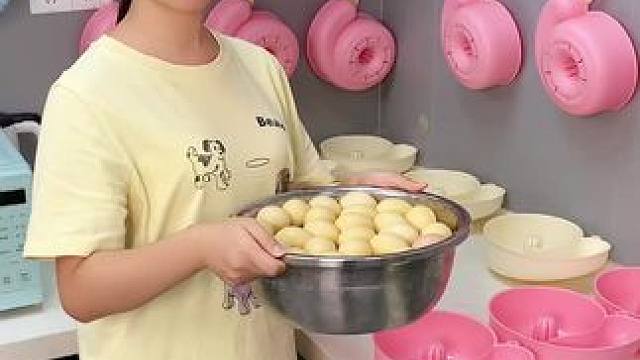 蜗牛自动清洗篮 有了它，以后洗水果可就太方便了，自动洗干净还能自动沥水，#沥水篮  #厨房好物  #