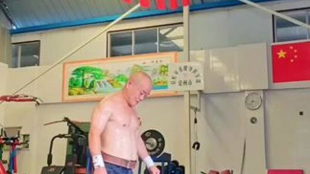 2025.8.4，日常训练，今天训练房温度41.5度#因为热爱所以坚持