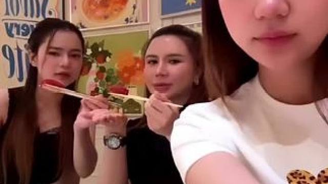 #闵克 泰国女球员