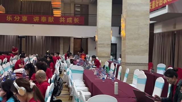 现在行业都这么卷了，卖个电池弹片都要加班加点剪视频，有没有哪位老板需要啊