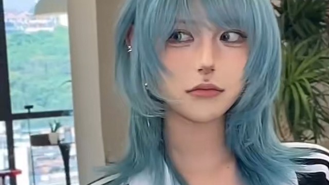 不知道在舞啥……