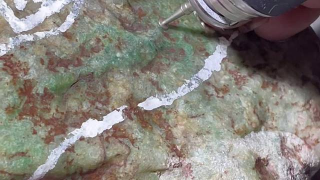 木纳，1.1公斤，大家猜猜是涨还是垮