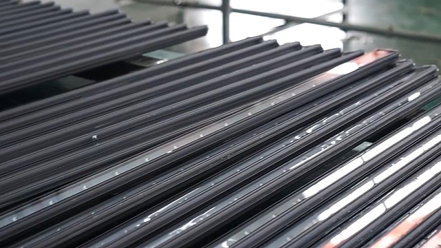 桥梁护栏灯耐候性强抗老化，美学设计显档次，防撞防眩，厂家研发，高速照明定制服务棒#4000K护栏灯订