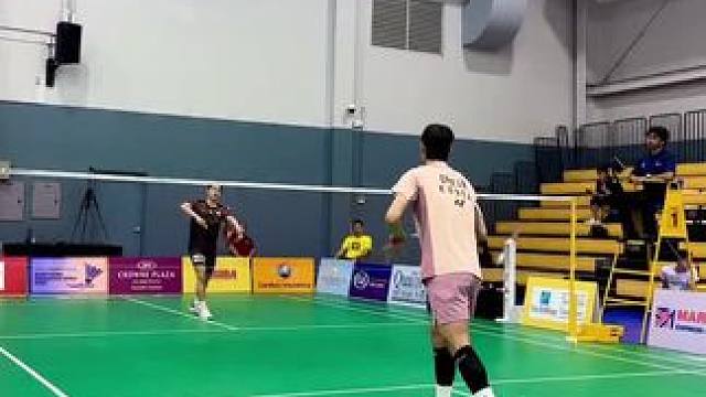 加油，我们多打几年就有这样的水平#羽毛球 #享受羽毛球带来的快乐 #打羽毛球 #羽毛球精彩片段