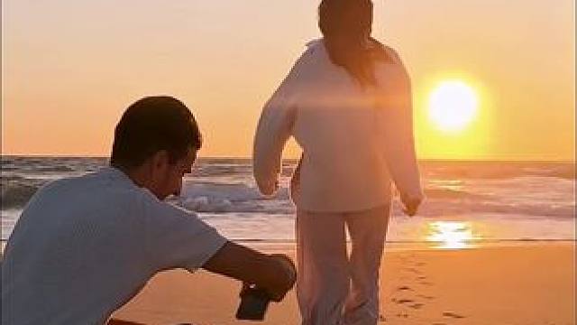 情侣海边创意拍摄落日小视频 #拍摄技巧 #创作者伙伴计划 #种草 #创作者广告分成计划 #拍摄教程