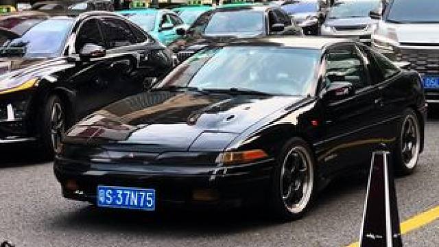 经典翻灯，三菱日蚀亮相杭州万象城#三菱日蚀 #jdm #男人的玩具